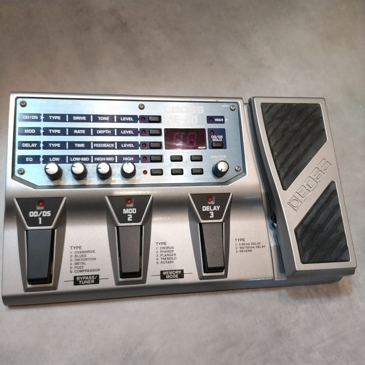 BOSS ME-20 マルチエフェクター ＋ FS-5U ＋ ACアダプター BOSS ME-20 Multiple 楽器、器材 ベース用マルチエフェクタBOSS me-20」の落札相場・落札価格