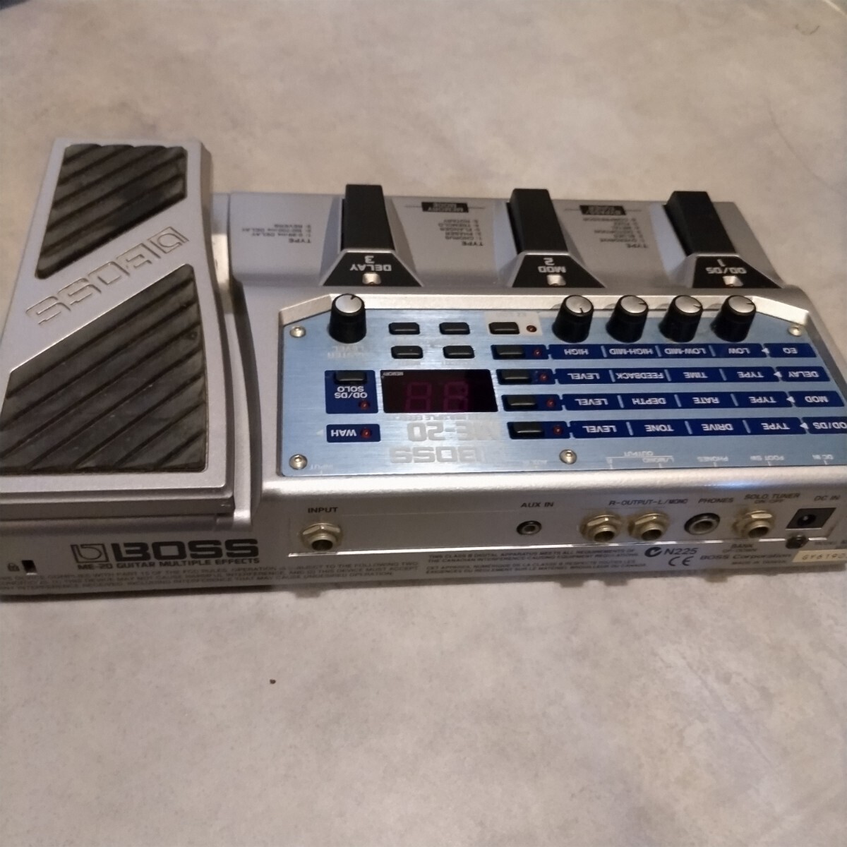BOSS ME-20 マルチエフェクター ＋ FS-5U ＋ ACアダプター BOSS ME-20 Multiple 楽器、器材 ベース用マルチエフェクタBOSS me-20」の落札相場・落札価格