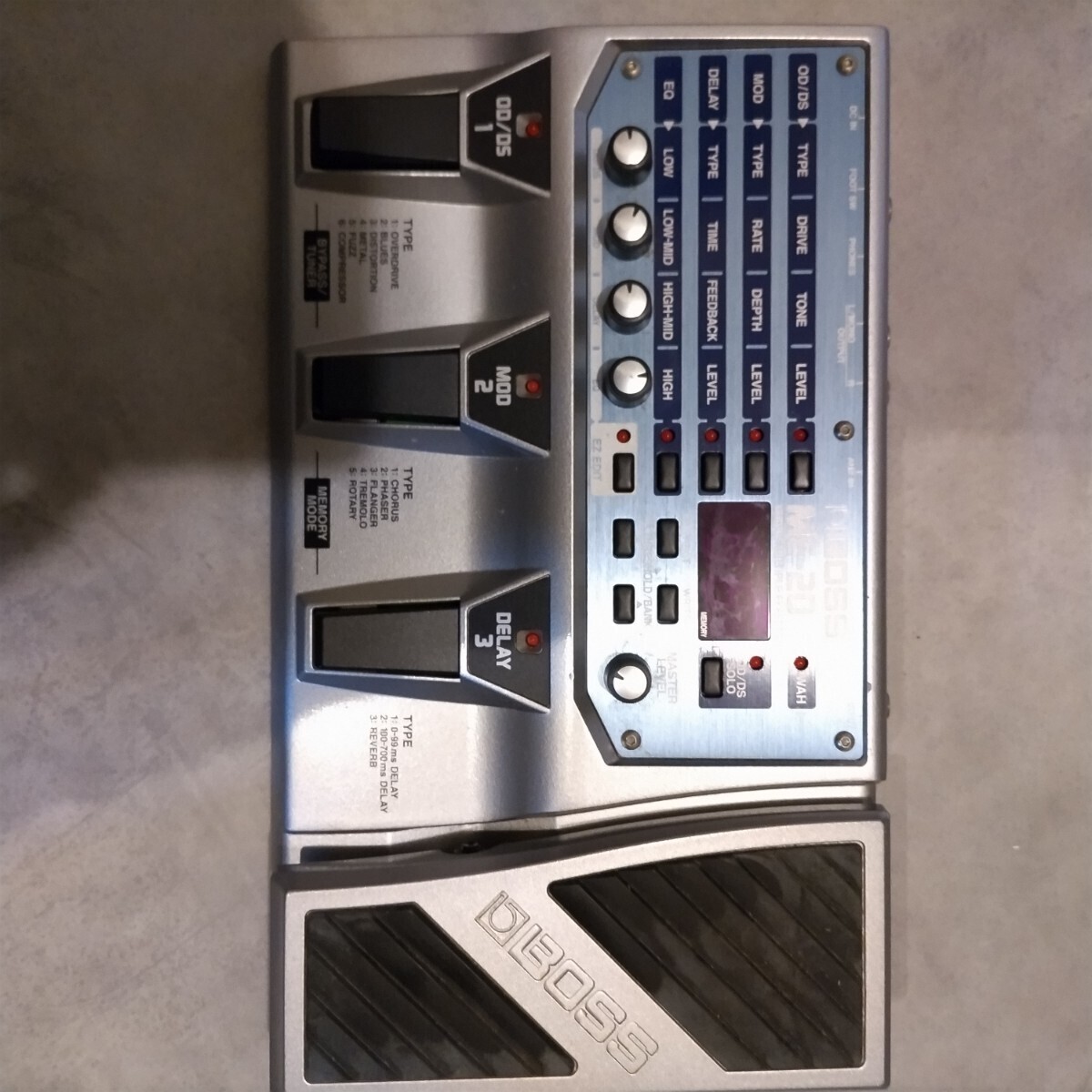 BOSS ME-20 マルチエフェクター ＋ FS-5U ＋ ACアダプター BOSS ME-20 Multiple 楽器、器材 ベース用マルチエフェクタBOSS me-20」の落札相場・落札価格