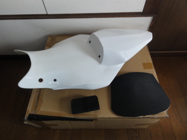 YZF-R6 才谷屋シートカウル新品_1