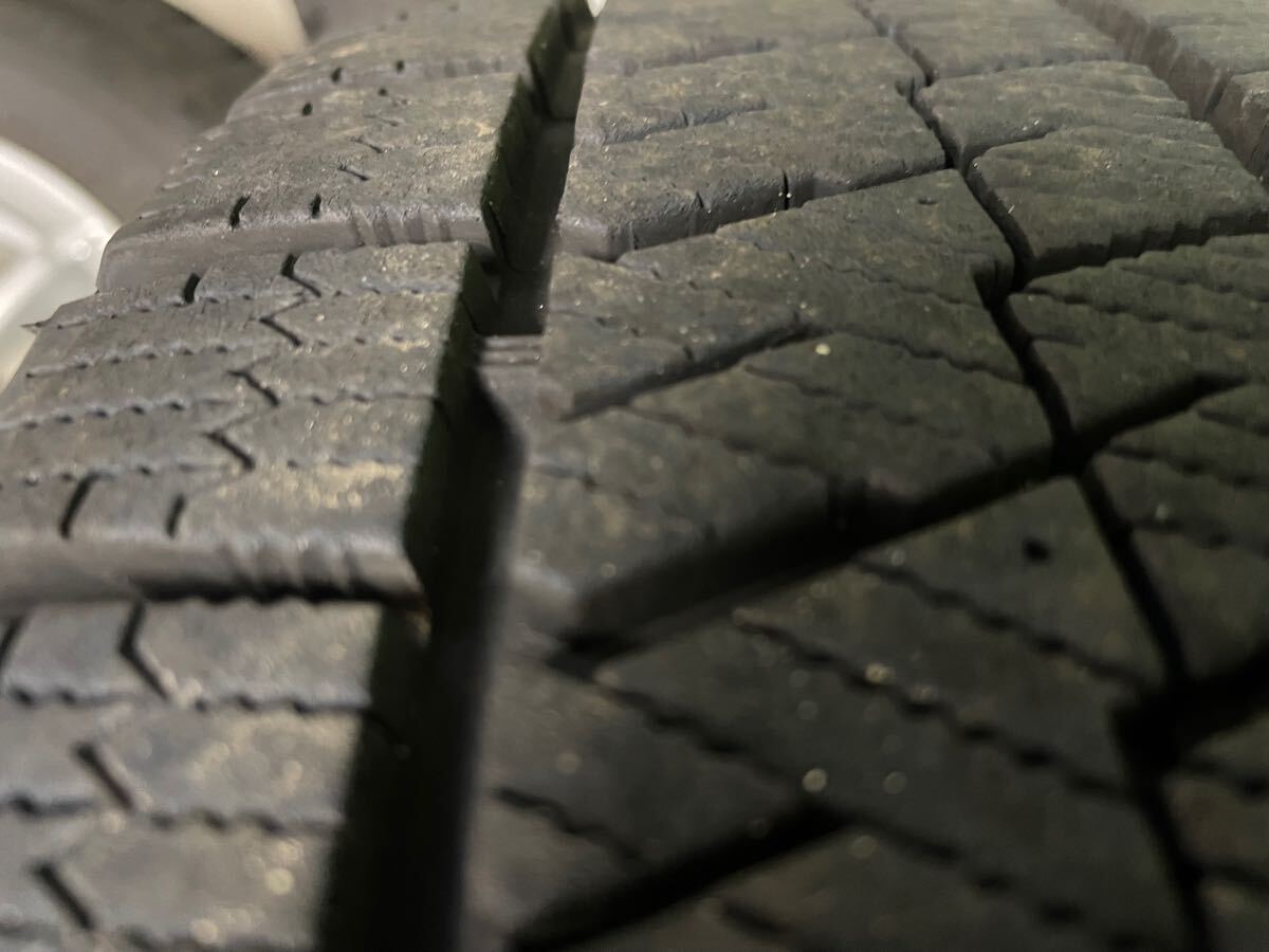 23年製 ブリヂストン スタッドレス ブリザック VRX2 5H114.3 215/60R16 残溝8分前後_4