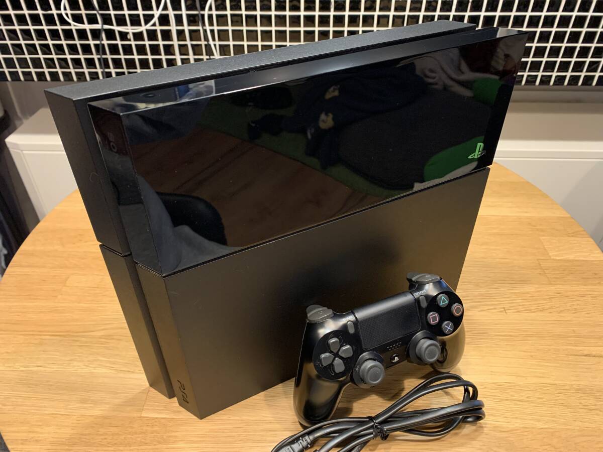 PS4 初期型 簡易清掃 動作確認 初期化済み(PS4本体)｜売買された 