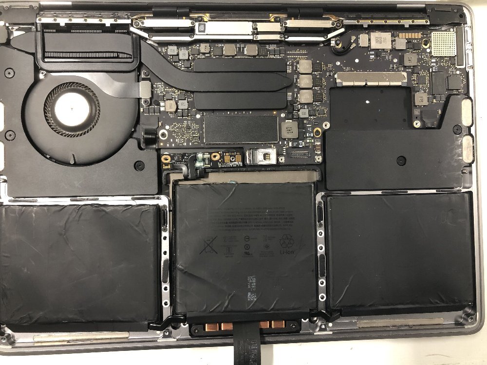 Apple Macbook Pro A1708 2つセット キーボード マザーボード など