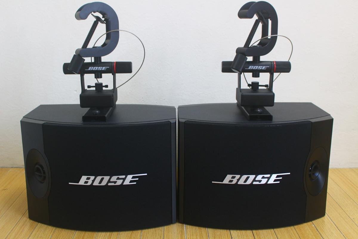 BOSE 301 AV_ MONITER 2台セット ホワイト天井取り付け金具