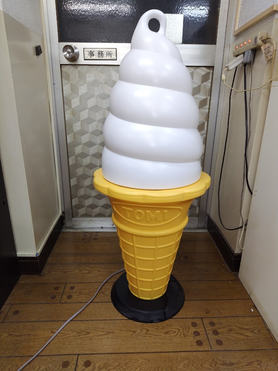 スジャータ TOMI ソフトクリーム看板 ライト点灯　照明あんどん 非売品 スジャータ TOMI ソフトクリーム ソフトクリーム看板 あんどん 照明