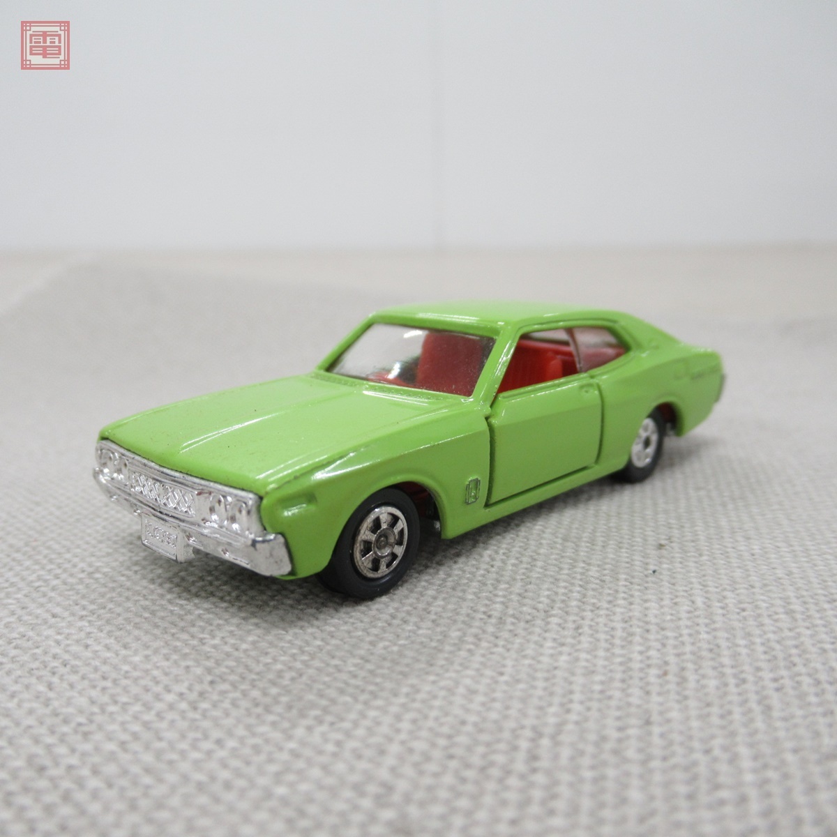 トミカ ニッサン ローレル 2000 SGX 黒箱 日本製 No.74公式