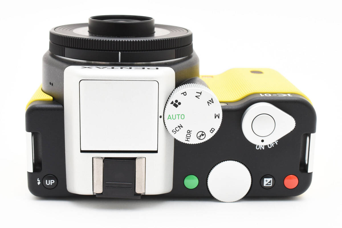 ☆美品☆ペンタックス PENTAX K-01 レンズキット DA 40mm F2.8 XS