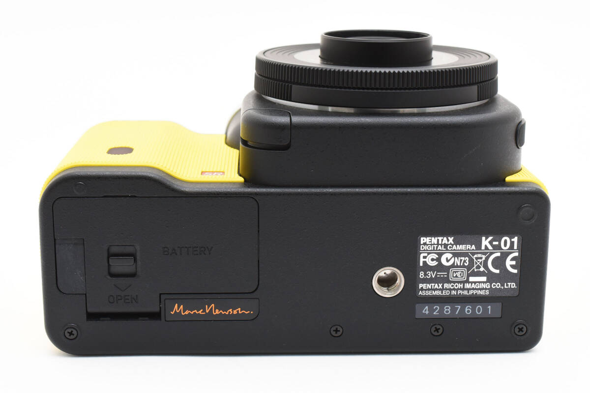 ☆美品☆ペンタックス PENTAX K-01 レンズキット DA 40mm F2.8 XS