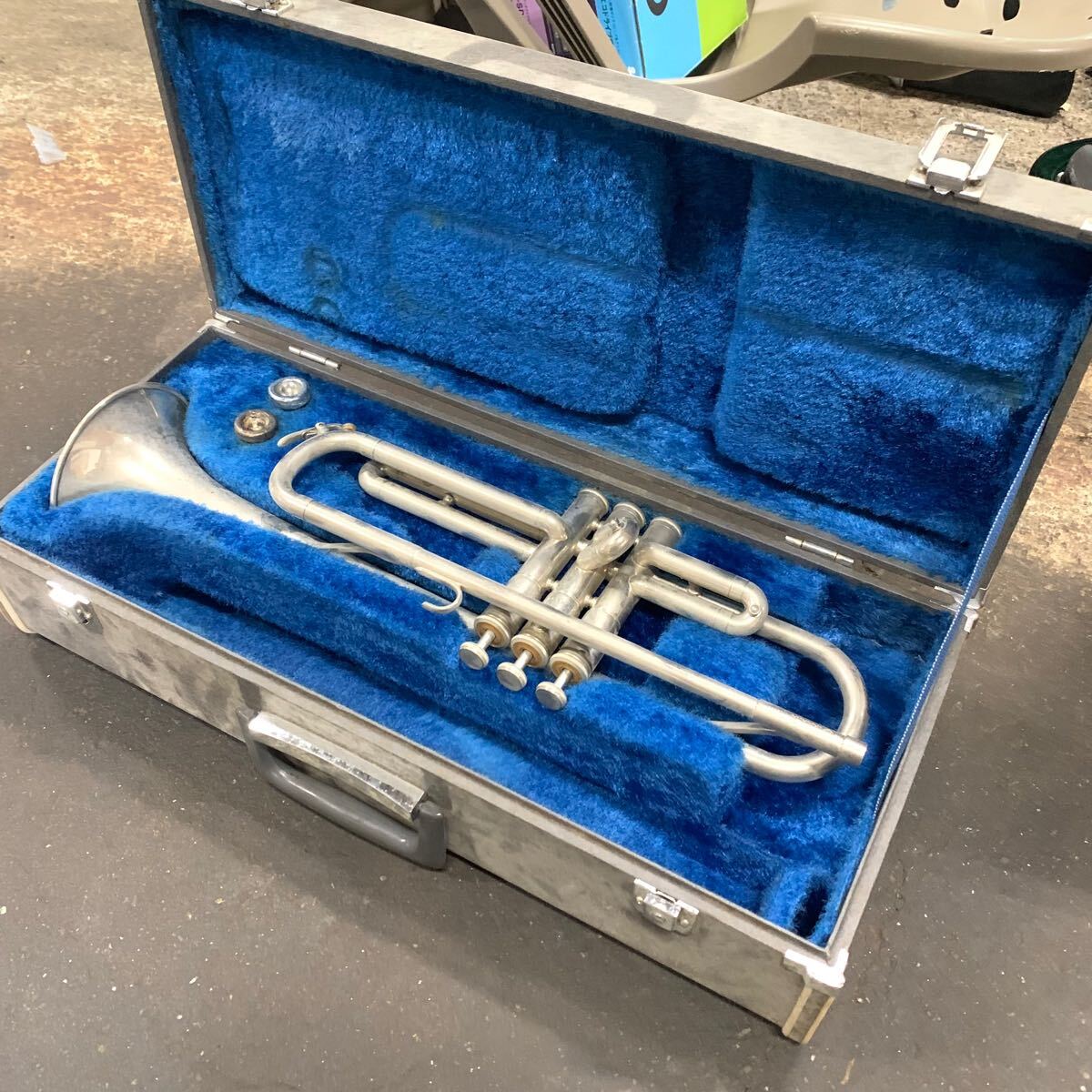 △+ YAMAHA トランペット YTR-135 ハードケース付き ヤマハ 楽器、器材