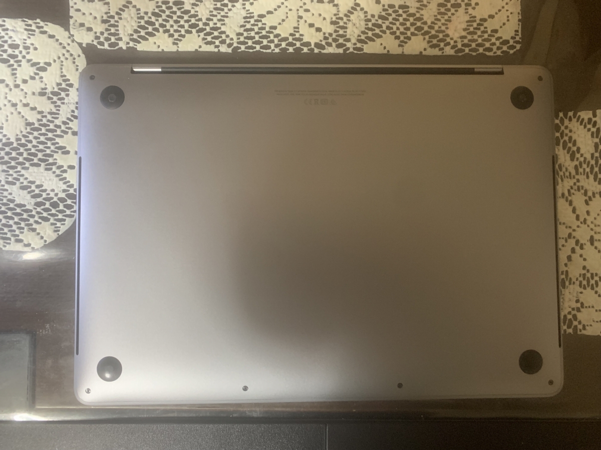 MacBook Pro A2251 2020, Touch Bar, Gris, Clavier QWERTY, Pour Pièces