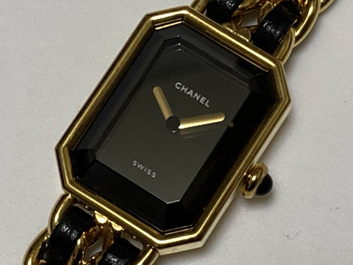 CHANEL シャネル プルミエール PLAQUE OR G 20 M ゴールド/ブラック 黒文字盤 QZ 未使用品_1