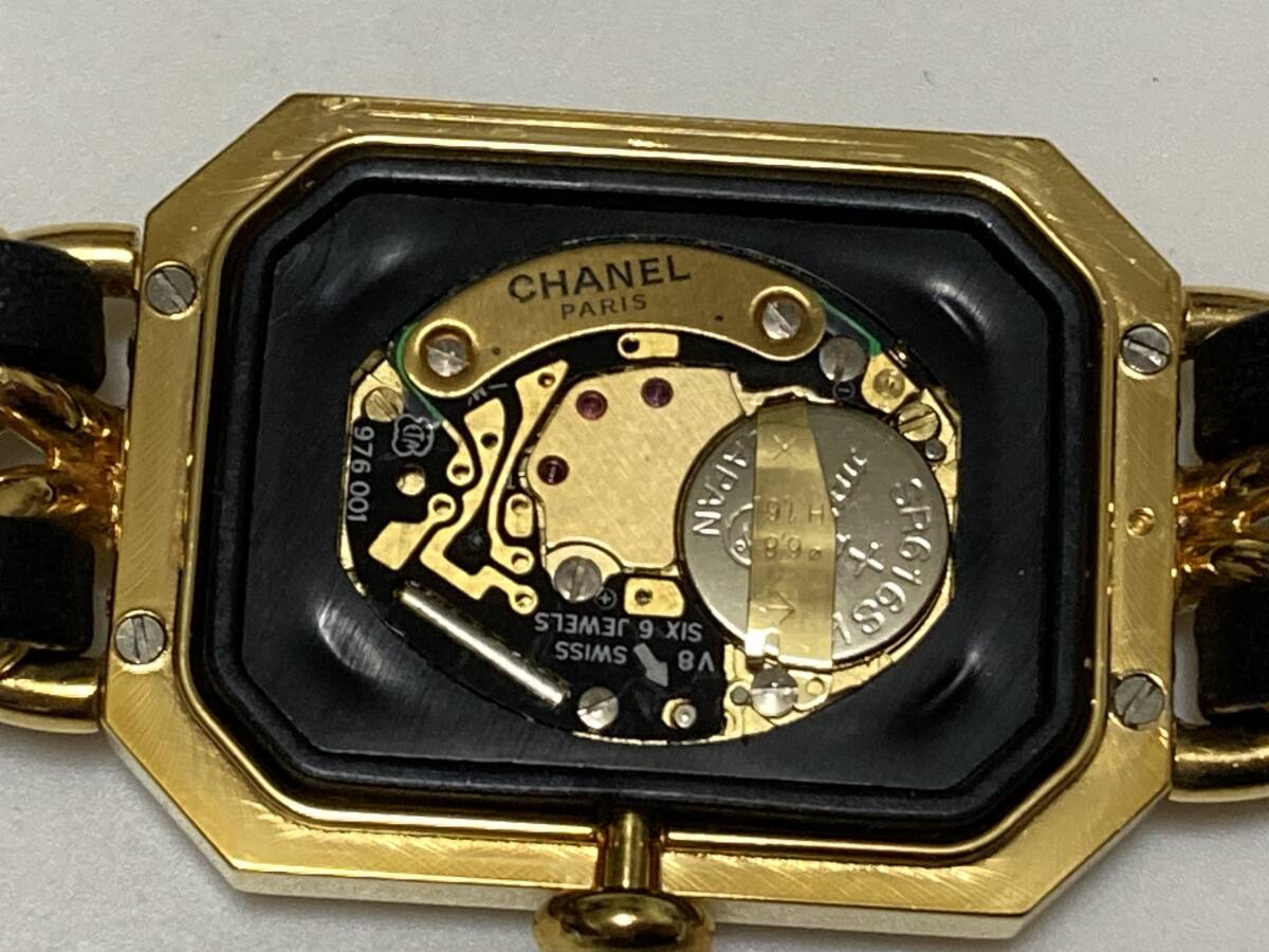 CHANEL シャネル プルミエール PLAQUE OR G 20 M ゴールド/ブラック 黒文字盤 QZ 未使用品_7