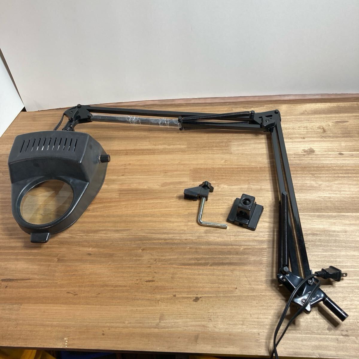 3点まとめて LITE SOURCE社製LSM-184拡大鏡付きスイングアームランプ_3