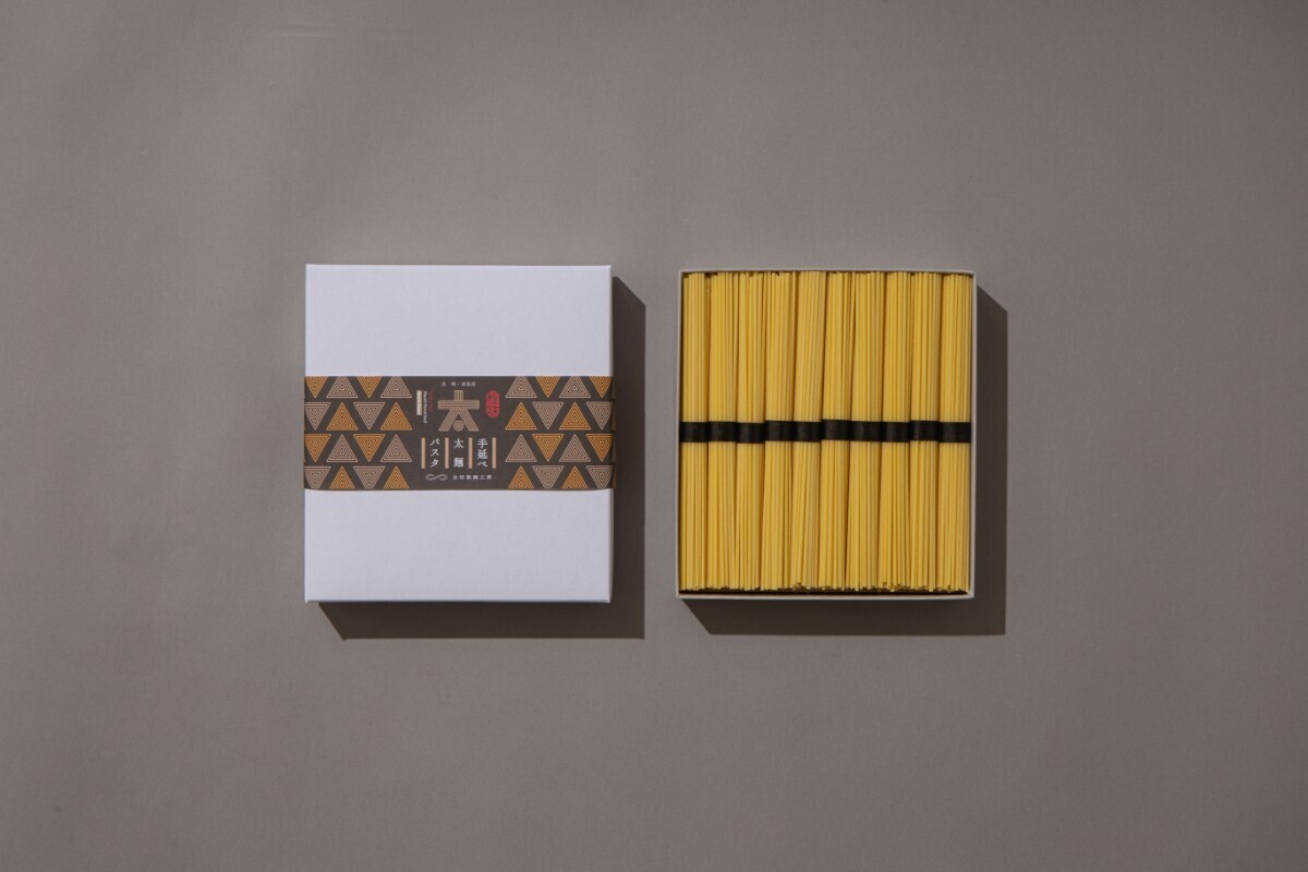 極味手延べ太麺パスタ30束箱(1.5kg)_1