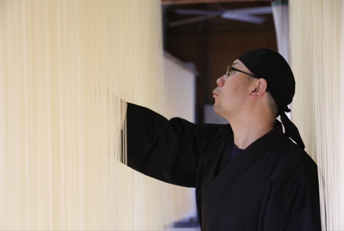 極味手延べ太麺パスタ30束箱(1.5kg)_3