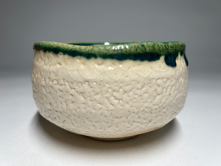 NO 406…茶碗…小三郎作。 瑞】小三郎作 桔梗屋窯 美濃焼 茶碗 共箱(織部)｜売買された