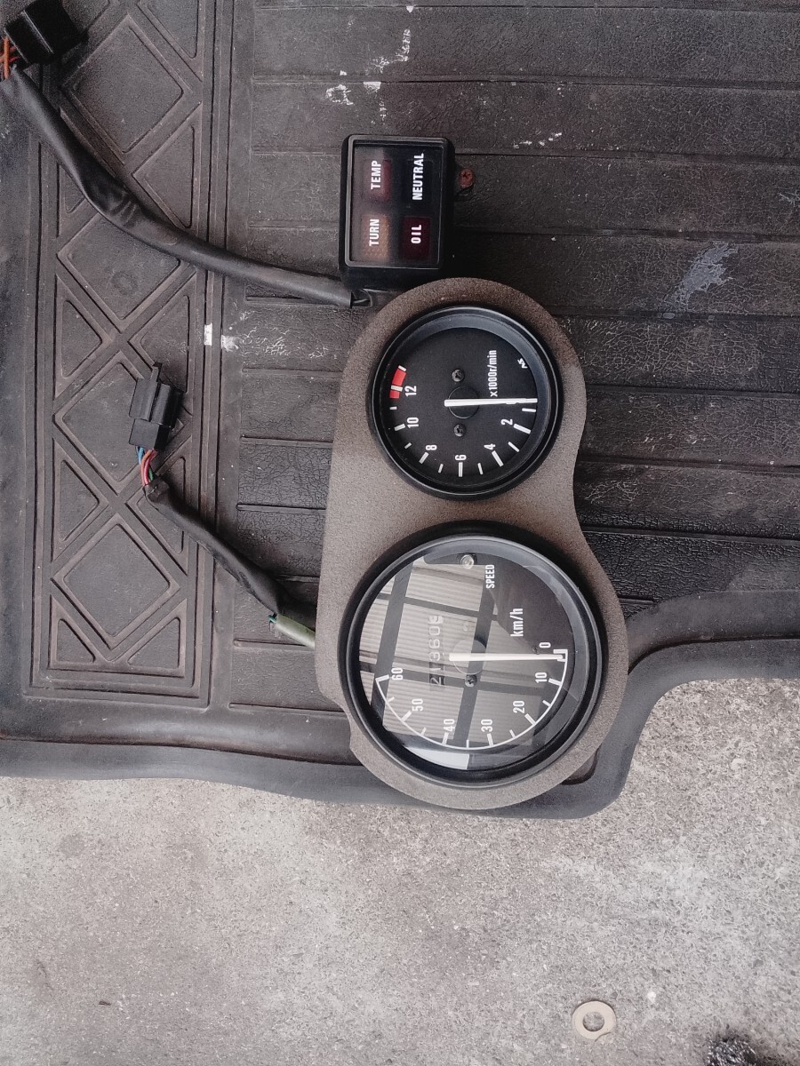 美品 実働 ヤマハ TZR50 [3TU] 純正 スピードメーター タコメーター