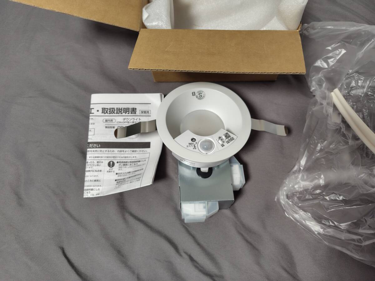 ODELIC　人感センサー付き オーデリック ダウンライト OD261742R 住宅用照明 LED新品未使用未開封_2