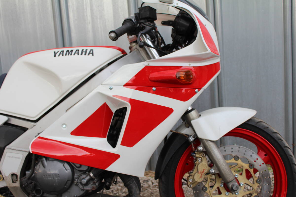 TZR250 1KTハーフカウル オリジナルFRP製 1KT 2XT (フロント)｜売買