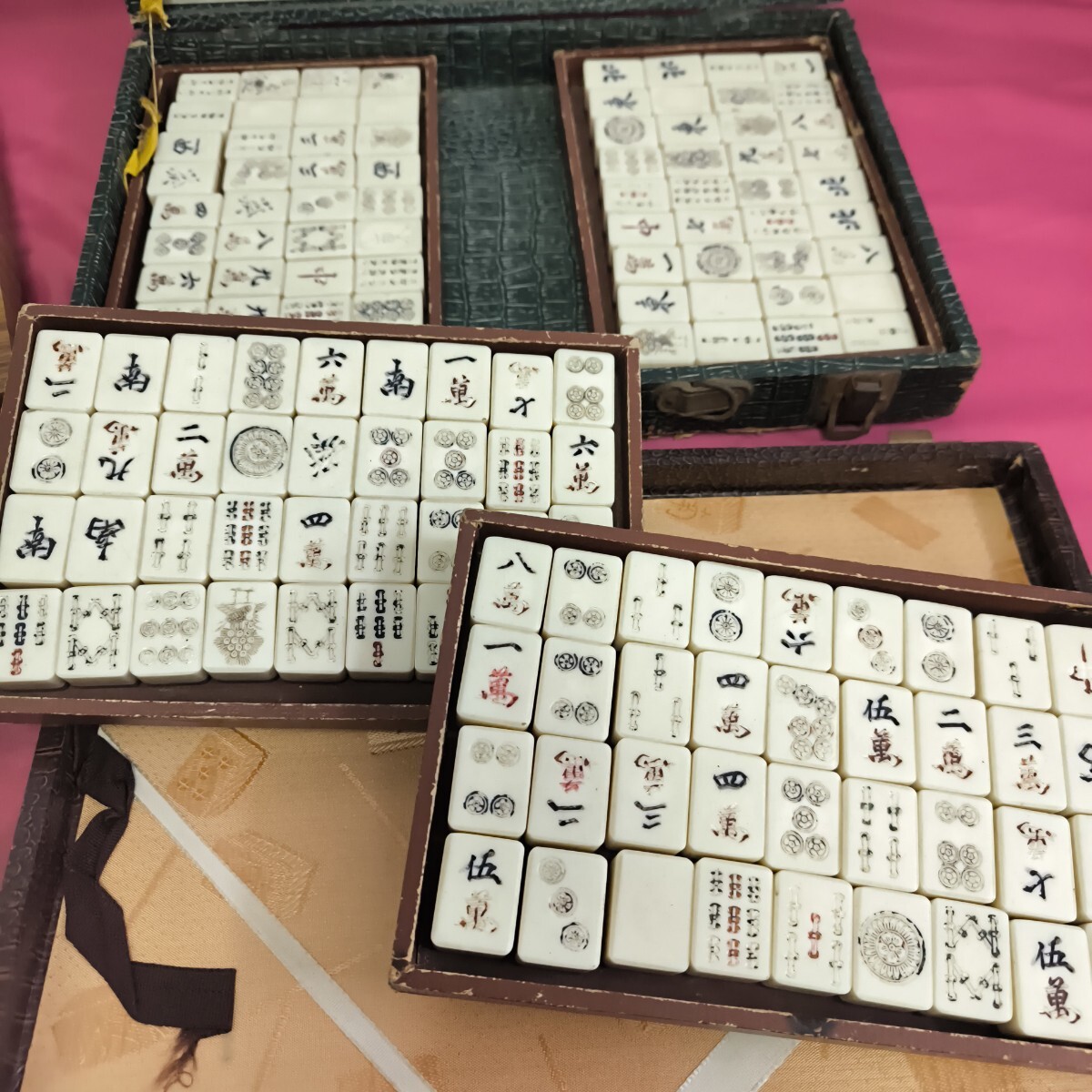 ◎【麻雀牌 まとめ売り】年代物 中古品 レトロ 昭和レトロ 麻雀パイ 点