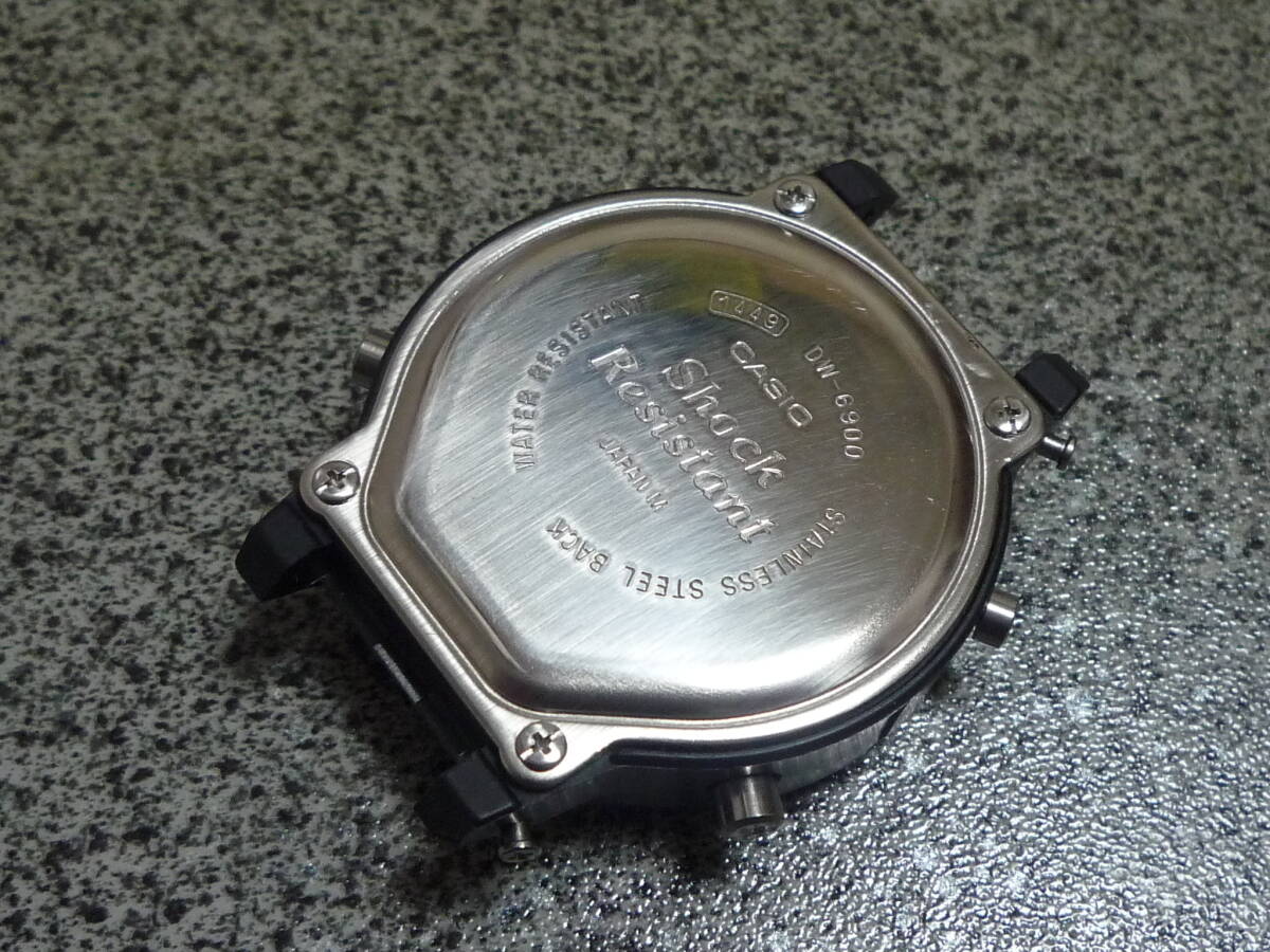 送料180円！美品 稼働品！G-SHOCK Gショック DW-6900BD-2T モジュールのみ ベゼル固定ネジ付_3