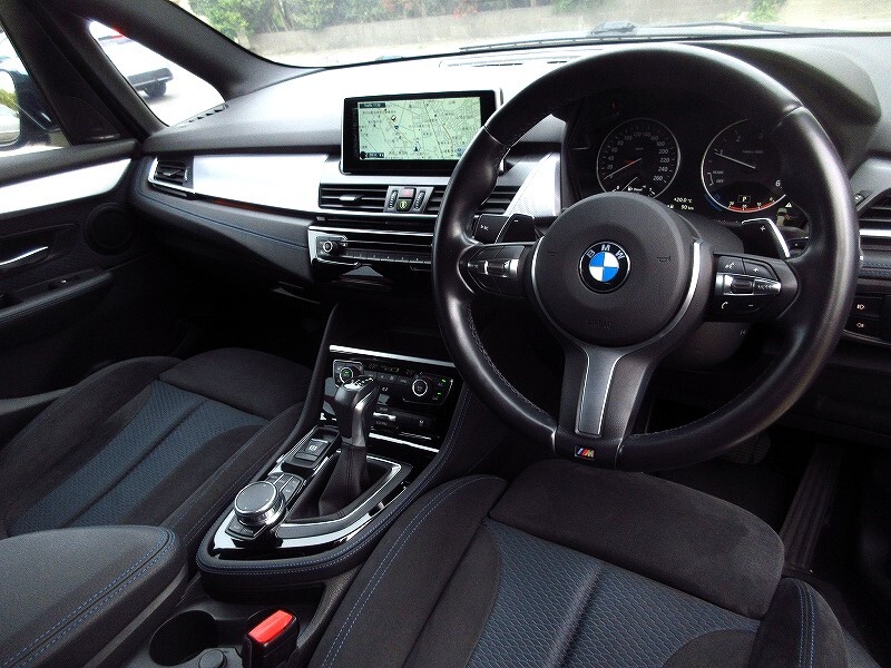 ★BMW218d★xDrive★アクティブツアラー★Ｍスポーツ★4WD★エストリルブルー★パドルS★HKスピーカー★インテリＳ★禁煙極上車★検R8年8月_6