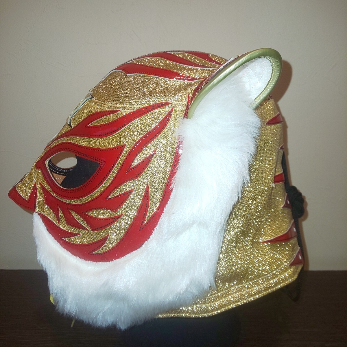 4代目タイガーマスク プロレスマスク 赤金ハーフラメ_3