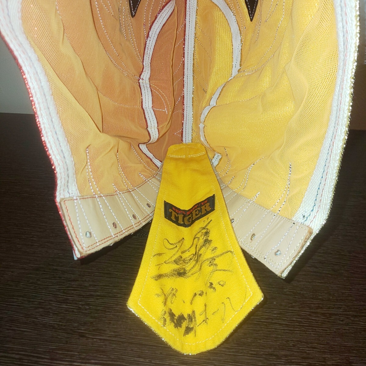 4代目タイガーマスク プロレスマスク 赤金ハーフラメ_6