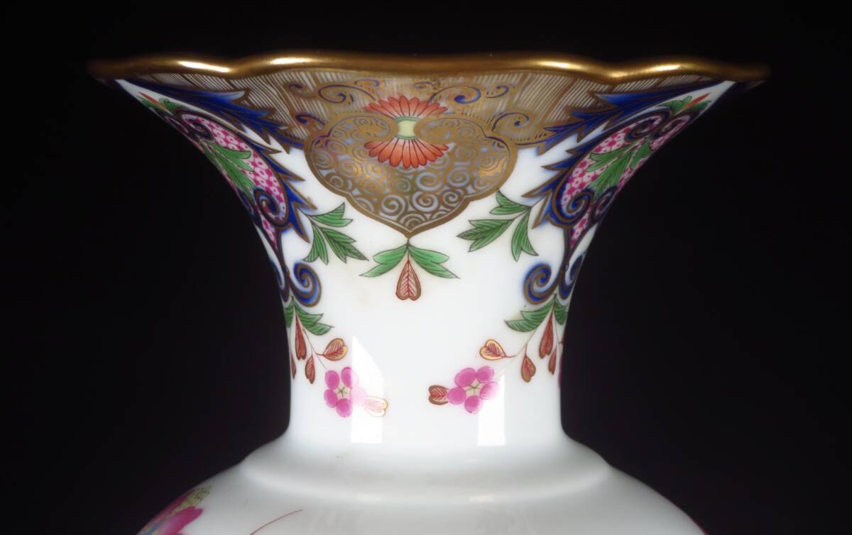SAKURAYA】豪華絢爛 最上位作【宮内庁御用達 深川製磁 金彩色絵草花文 