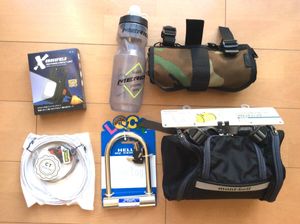 自転車用品まとめ売り　モンベルフロントバッグ　メリダボトル　アデプトサドルバッグ　