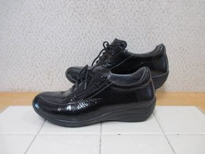 ストロバー ドイツ製 本革 黒 エナメル 23.5cm ウォーキングシューズ サイドジップ STROB