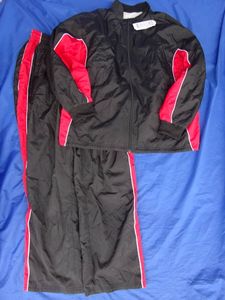 ★未使用/上下セット★XOサイズ 185 黒/赤バスケットボール ウォームアップウェア ウイン