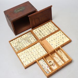 麻雀牌 箱のYahoo!オークション(旧ヤフオク!)の相場・価格を見る