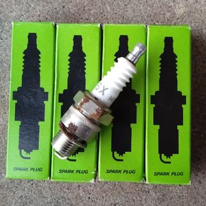 HITACHI M46X(B5HS相当)4本セット 未使用 スパークプラグ