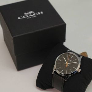 COACH 腕時計 シグネチャーのYahoo!オークション(旧ヤフオク!)の相場