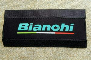 【新品】 チェーンステー プロテクター カバー 　ビアンキ BIANCHI