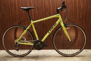 ■TREK 7.4FX トレック クロスバイク SHIMANO DEORE ACERA MIX 3X8S サイズ20 2016年モデ