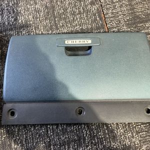 dd4216 E10 日産 チェリー グローブボックス リッド NISSAN 旧車 パーツ