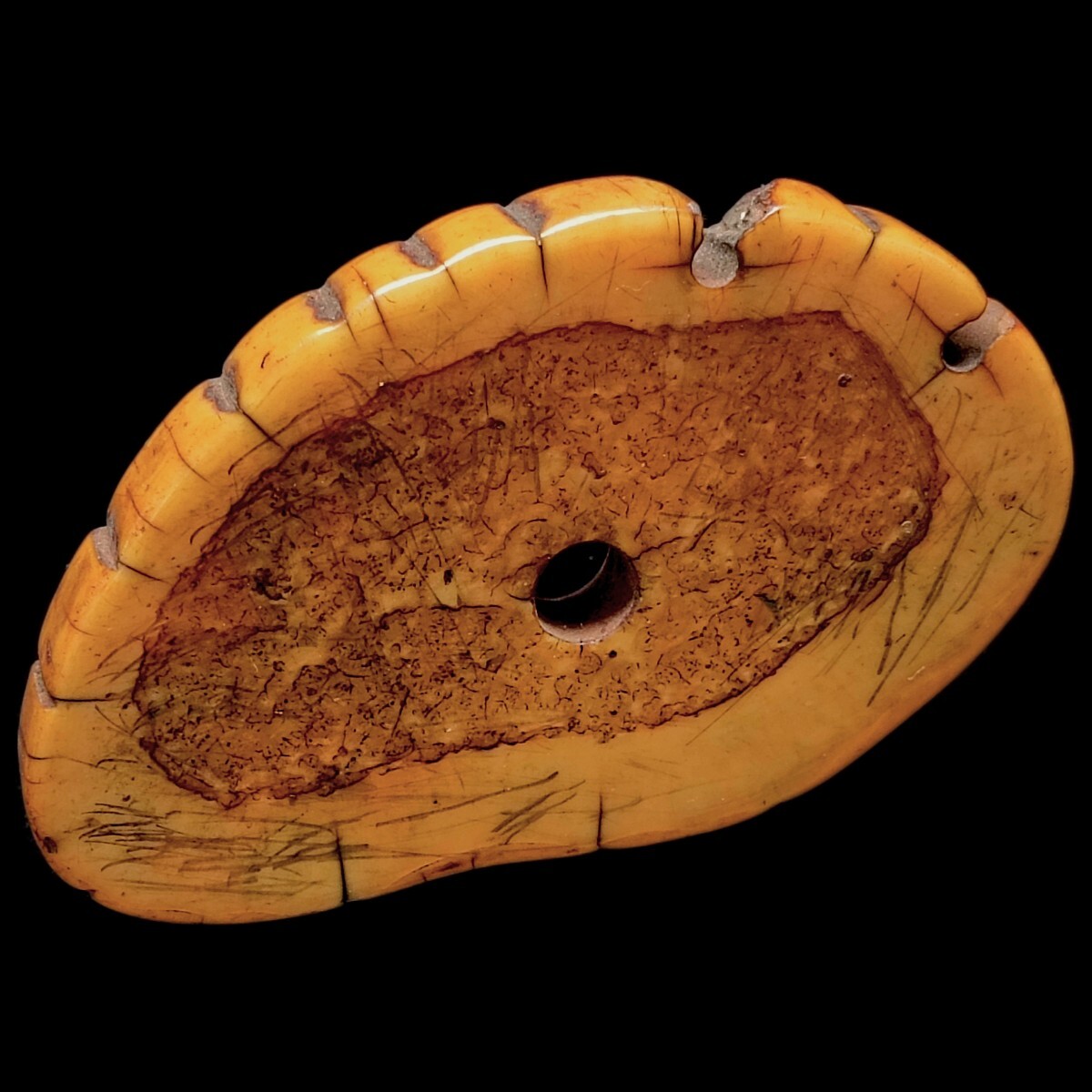 象牙 彫刻の値段と価格推移は？｜12件の売買データから象牙 彫刻の価値