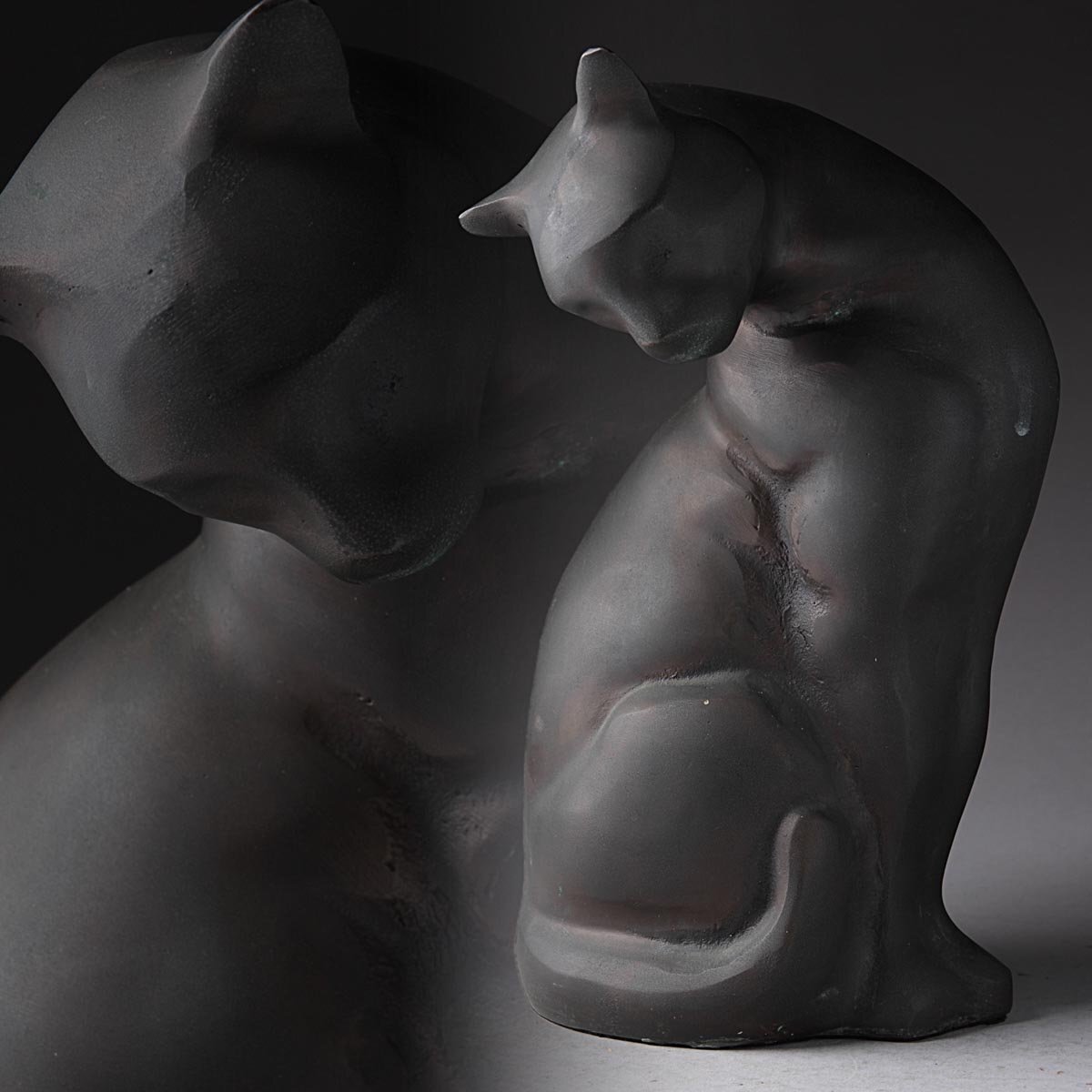 ブロンズ像の値段と価格推移は？｜282件の売買データからブロンズ像の