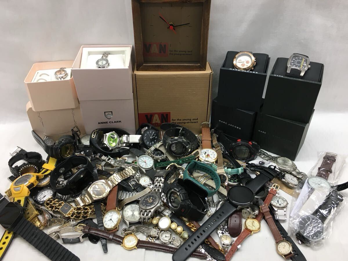 van jac 時計の値段と価格推移は？｜5件の売買データからvan jac 時計