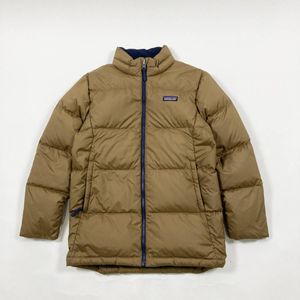 ★ patagonia パタゴニア ダウンジャケット アウター ロゴ アウトドアウエア ブラウン系