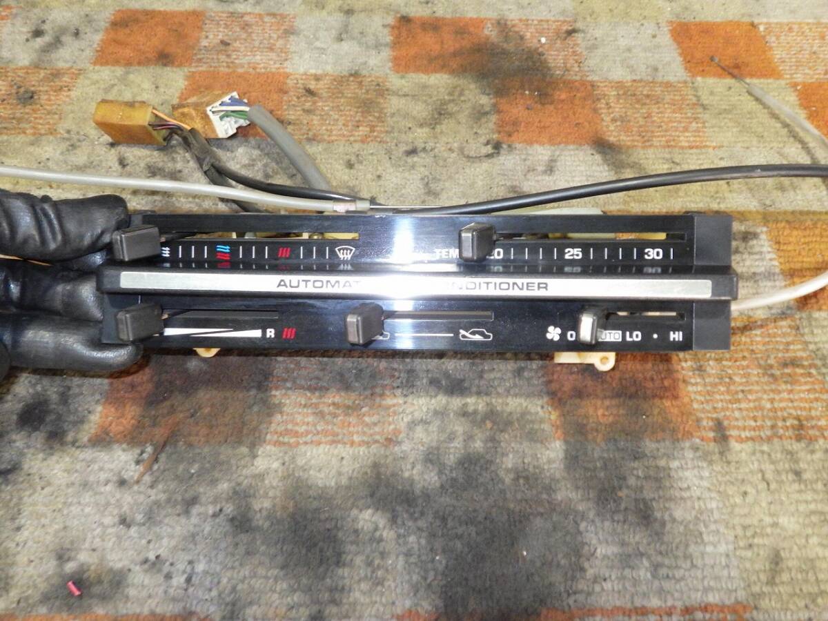 オートエアコンコントロールの値段と価格推移は？｜5件の売買データ