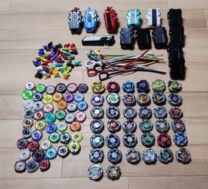 ベイブレード まとめ売りのYahoo!オークション(旧ヤフオク!)の相場