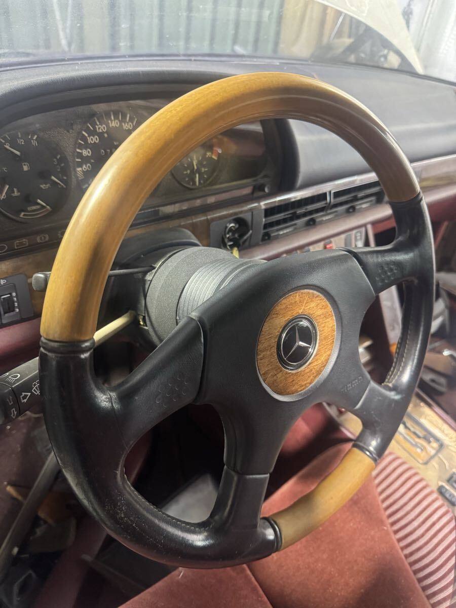 当時物　メルセデス ベンツ R129 ウッド レザー コンビ　ステアリング ベンツ 当時物momoウッドコンビステアリング ハンドルボス付 検索 R107