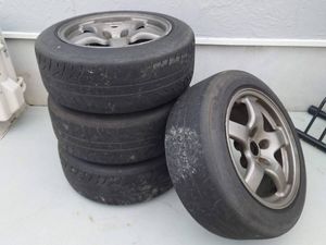 R32 GT-R 純正 ホイールのYahoo!オークション(旧ヤフオク!)の相場