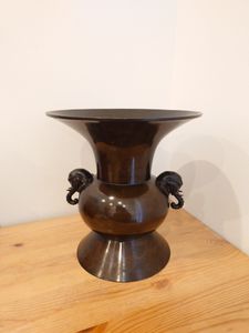 池坊 銅 花器のYahoo!オークション(旧ヤフオク!)の相場・価格を見る