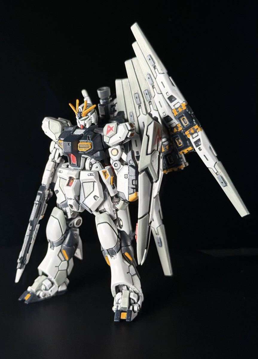 ガンダムアーティファクトⅥ νガンダム 塗装完成品 ガンダムアーティファクト6 νガンダム 塗装済完成品 逆襲のシャア RX