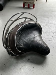 ハーレー バディ シートのYahoo!オークション(旧ヤフオク!)の相場