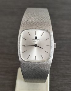 UNIVERSAL GENEVE 手巻きのYahoo!オークション(旧ヤフオク!)の相場